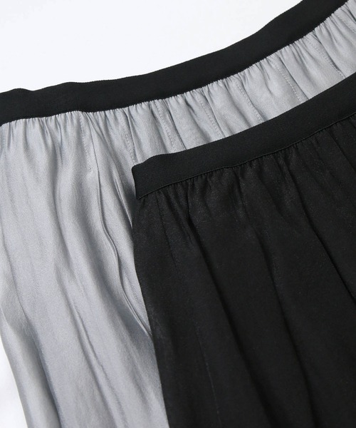 Torrazzo Donna（トラッゾドンナ）の「シアーギャザーバルーンスカート（スカート・レディース・グレー/ブラック・FREE）」の4枚目の写真
