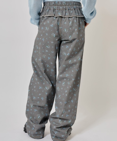 atmos pink(アトモスピンク)の「atmos pink Floral Double Knee Frill Pants / アトモス ピンク フローラル ダブル ニー フリル パンツ(その他パンツ・レディース・グレー/ホワイト・M/S)」の8枚目の写真