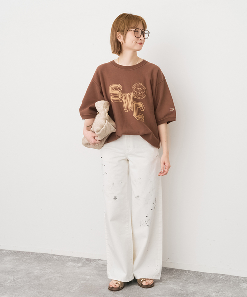 Spick & Span（スピックアンドスパン）の「Champion/チャンピオン REVERSE WEAVE SHORT SLEEVE SWEA（スウェット・レディース・ブラック系その他/ブラウン・MEDIUM）」の6枚目の写真