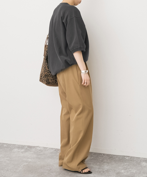 Spick & Span（スピックアンドスパン）の「Champion/チャンピオン REVERSE WEAVE SHORT SLEEVE SWEA（スウェット・レディース・ブラック系その他/ブラウン・MEDIUM）」の10枚目の写真