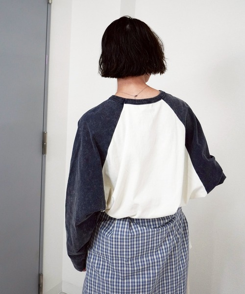 gossara(ゴサラ)の「【1枚持っておきたい】ラグランT(Tシャツ/カットソー・レディース・チャコール/ネイビー/グレイッシュベージュ・FREE)」の9枚目の写真