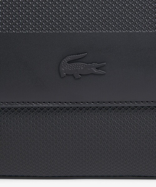 LACOSTE（ラコステ）の「シャンタコ レザー メッセンジャーバッグ（メッセンジャーバッグ・メンズ・ブラック・FREE）」の6枚目の写真