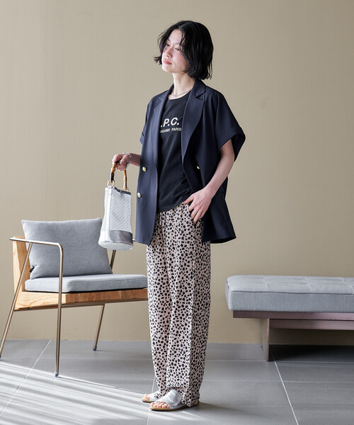 FREAK'S STORE(フリークスストア)の「接触冷感/UVカット LINEN TOUCH ダブルブレスト半袖ジャケット/リネンタッチ ジャケット(テーラードジャケット・レディース・ネイビー/グレー/ブラック・フリ-)」の16枚目の写真