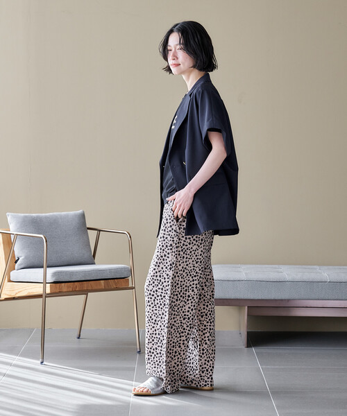 FREAK'S STORE(フリークスストア)の「接触冷感/UVカット LINEN TOUCH ダブルブレスト半袖ジャケット/リネンタッチ ジャケット(テーラードジャケット・レディース・ネイビー/グレー/ブラック・フリ-)」の17枚目の写真