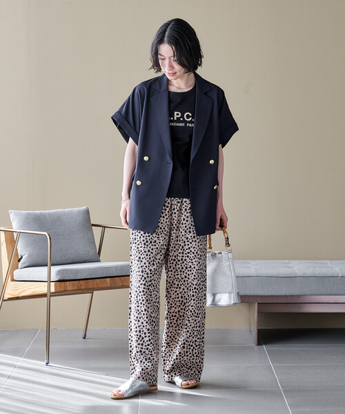 FREAK'S STORE(フリークスストア)の「接触冷感/UVカット LINEN TOUCH ダブルブレスト半袖ジャケット/リネンタッチ ジャケット(テーラードジャケット・レディース・ネイビー/グレー/ブラック・フリ-)」の21枚目の写真