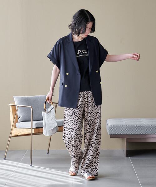FREAK'S STORE(フリークスストア)の「接触冷感/UVカット LINEN TOUCH ダブルブレスト半袖ジャケット/リネンタッチ ジャケット(テーラードジャケット・レディース・ネイビー/グレー/ブラック・フリ-)」の22枚目の写真