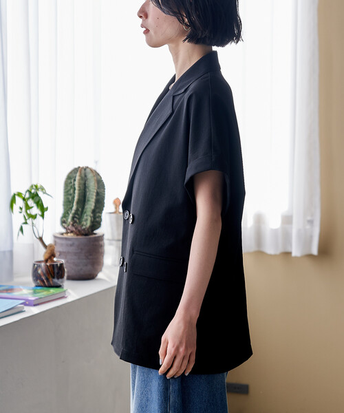 FREAK'S STORE(フリークスストア)の「接触冷感/UVカット LINEN TOUCH ダブルブレスト半袖ジャケット/リネンタッチ ジャケット(テーラードジャケット・レディース・ネイビー/グレー/ブラック・フリ-)」の6枚目の写真