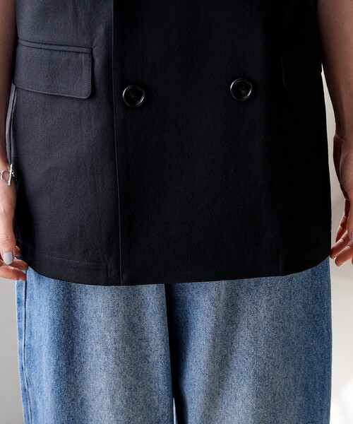 FREAK'S STORE(フリークスストア)の「接触冷感/UVカット LINEN TOUCH ダブルブレスト半袖ジャケット/リネンタッチ ジャケット(テーラードジャケット・レディース・ネイビー/グレー/ブラック・フリ-)」の12枚目の写真