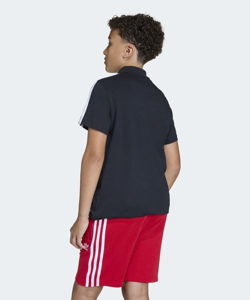 adidas(アディダス)の「スリーストライプス 半袖ポロTシャツ / ポロシャツ / アディダスオリジナルス (キッズ/子供用)(ポロシャツ・キッズ・ブラック・130/140/150/160)」の2枚目の写真