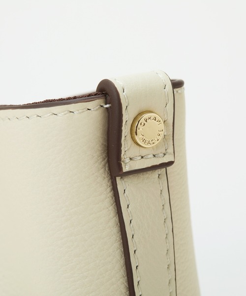 TREASURE TOPKAPI(トレジャートプカピ)の「【TREASURE TOPKAPI】ソフトレザー センターステッチ 2way トートバッグ(トートバッグ・レディース・ブラック/オフホワイト/グレイッシュベージュ・FREE)」の21枚目の写真
