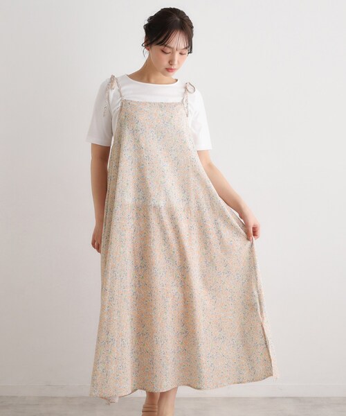 LAURA ASHLEY(ローラアシュレイ)の「【前後2WAY/洗える/肩紐調整可/同柄アイテムあり】ハービー フィールド柄 キャミワンピース(ワンピース・レディース・ブルー系5/ライトオレンジ系1・38)」の3枚目の写真