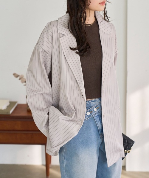 KOBE LETTUCE(コウベレタス)の「ストライプ柄テーラードジャケット(テーラードジャケット・レディース・ベージュ/チャコール・M)」の7枚目の写真