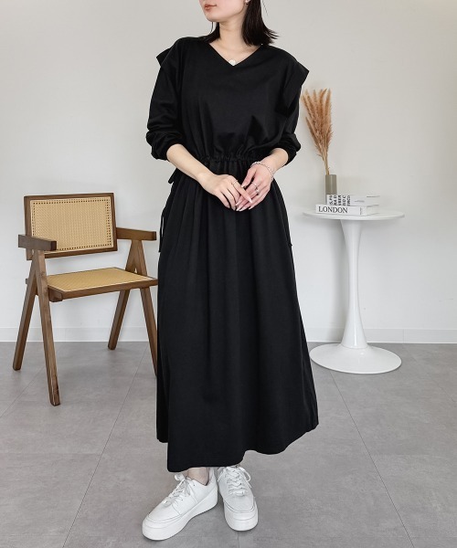 RCD（アールシーディー）の「肩タックワンピース（ワンピース・レディース・カーキ/ブラック・4L～5L/M-L/LL～3L）」の2枚目の写真