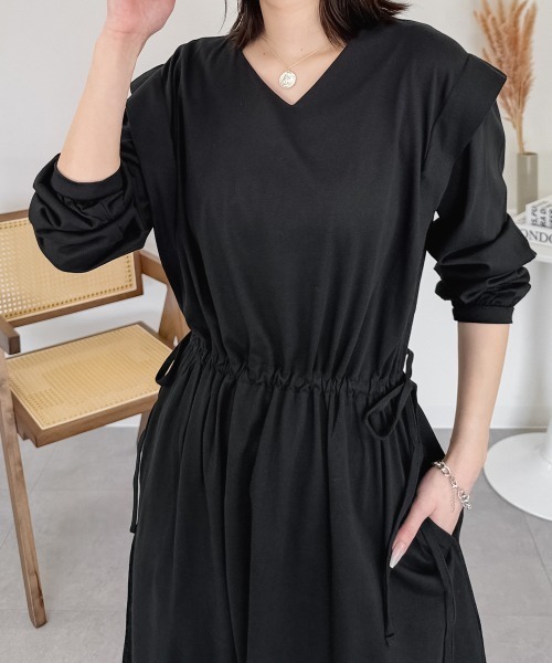 RCD（アールシーディー）の「肩タックワンピース（ワンピース・レディース・カーキ/ブラック・4L～5L/M-L/LL～3L）」の7枚目の写真