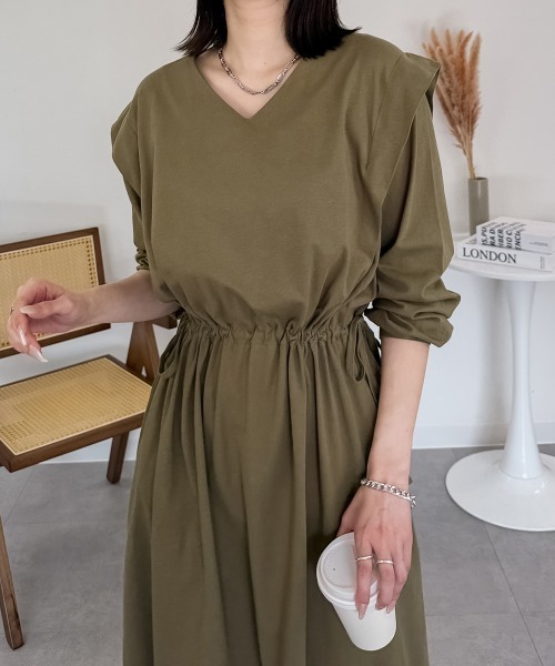 RCD（アールシーディー）の「肩タックワンピース（ワンピース・レディース・カーキ/ブラック・4L～5L/M-L/LL～3L）」の13枚目の写真