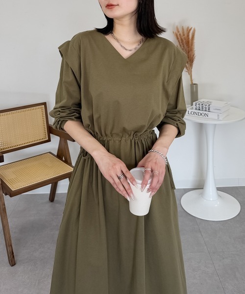 RCD（アールシーディー）の「肩タックワンピース（ワンピース・レディース・カーキ/ブラック・4L～5L/M-L/LL～3L）」の14枚目の写真