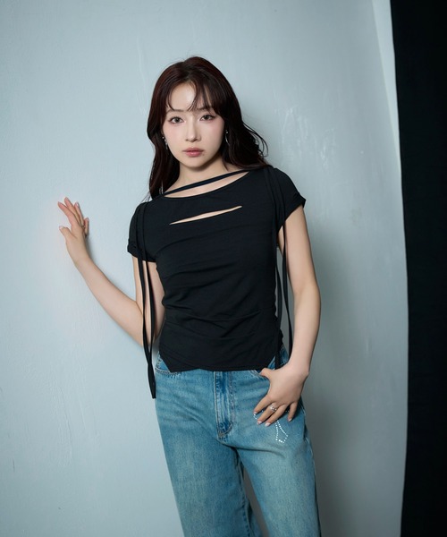 ANDGEEBEE(アンジービー)の「タックデザイントップス(Tシャツ/カットソー・レディース・ブラウン/ブラック・FREE)」の2枚目の写真
