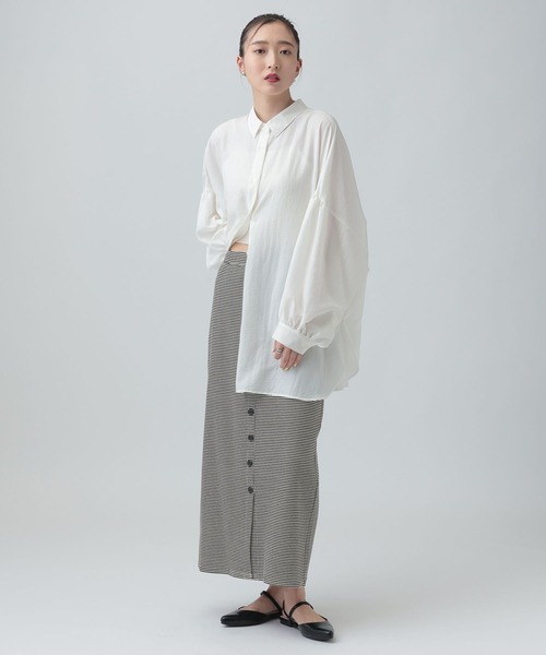 LEPSIM（レプシィム）の「フロントボタンワッフルスカート　601355（スカート・レディース・ブラック/ホワイト×ブラック/グレイッシュベージュ/ブルー・FREE）」の9枚目の写真