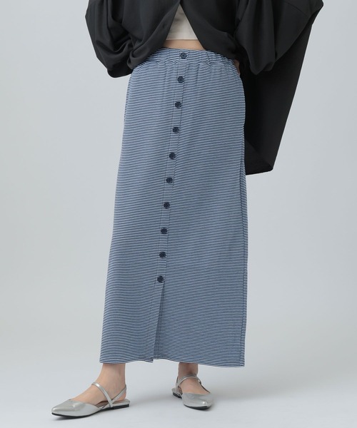 LEPSIM（レプシィム）の「フロントボタンワッフルスカート　601355（スカート・レディース・ブラック/ホワイト×ブラック/グレイッシュベージュ/ブルー・FREE）」の22枚目の写真
