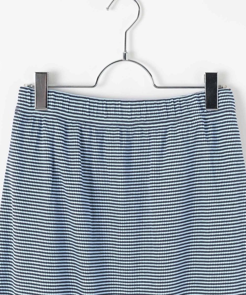 LEPSIM（レプシィム）の「フロントボタンワッフルスカート　601355（スカート・レディース・ブラック/ホワイト×ブラック/グレイッシュベージュ/ブルー・FREE）」の20枚目の写真