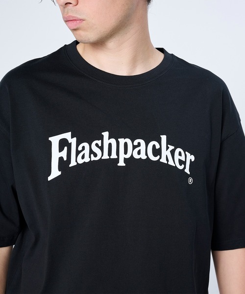 FLASH PACKER(フラッシュパッカー)の「FLASH PACKER フラッシュパッカー/ リラックスシルエット Dry Silky Cotton ロゴプリント 半袖Tシャツ // XT-CLC(Tシャツ/カットソー・メンズ・ホワイト/ブラック/ブルー・SMALL/MEDIUM/LARGE/X-LARGE)」の8枚目の写真