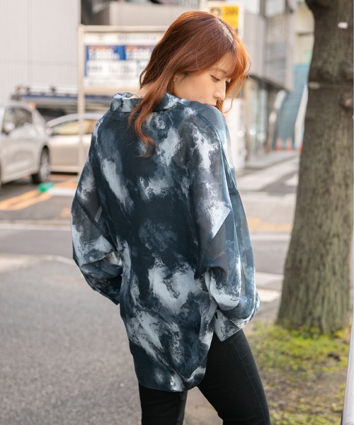 GORGE(ゴージ)の「《インナー付き・モヤ柄》シャツ/カジュアル×モード/春夏秋/全4色(シャツ/ブラウス・レディース・ダークブラウン/ブラウン/グレー/ブラック・F)」の7枚目の写真