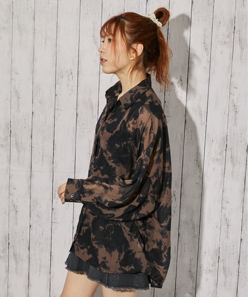 GORGE(ゴージ)の「《インナー付き・モヤ柄》シャツ/カジュアル×モード/春夏秋/全4色(シャツ/ブラウス・レディース・ダークブラウン/ブラウン/グレー/ブラック・F)」の16枚目の写真