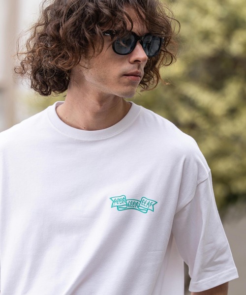 CAMBIO(カンビオ)の「mt10413- ビッグシルエットプリントT(Emblem) Tシャツ(2601126MCB)(Tシャツ/カットソー・メンズ・ブラック/ネイビー/ホワイト・XL/L/M/S)」の1枚目の写真