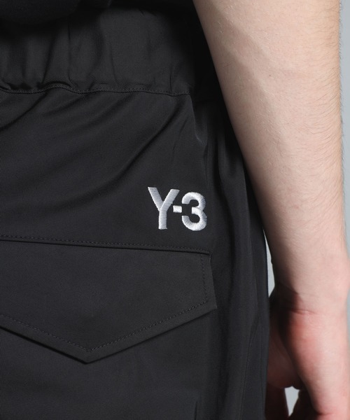 Y-3(ワイスリー)の「Y-3 MERCEDES - AMG PETRONAS FORMULA 1 TEAM CARGO PANTS(カーゴパンツ・メンズ・ブラック・XX-SMALL/X-SMALL/SMALL/MEDIUM/LARGE/X-LARGE)」の8枚目の写真