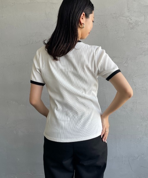 GYMPHLEX（ジムフレックス）の「[GYMPHLEX/ジムフレックス] ワンポイントロゴ刺繍 リンガーリブTシャツ（Tシャツ/カットソー・レディース・ホワイト/キナリ・14）」の15枚目の写真