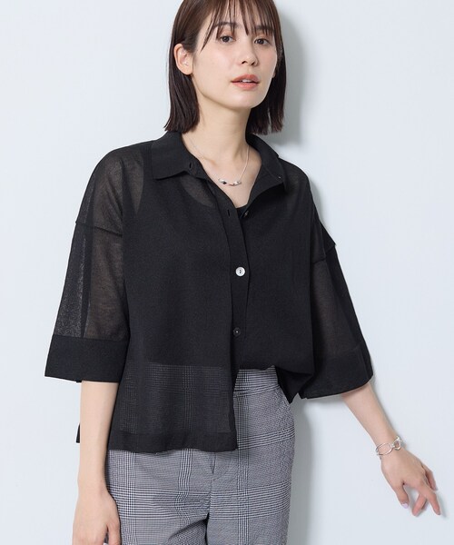 INDIVI(インディヴィ)の「【洗える/シアー】衿付きシャツライクニットカーディガン(カーディガン/ボレロ・レディース・ブラック/ブラウン系その他/ホワイト・19/34/38/05/13/15 )」の8枚目の写真