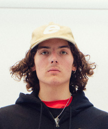 ERTR（イーアールティーアール）の「e Logo Cap Beige（キャップ）」