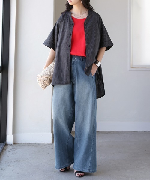 HUG.U(ハグユー)の「本格派なのにストレッチ。 ワイドデニムパンツ(デニムパンツ・レディース・ブルー/インディゴブルー・レギュラー丈/トール丈)」の4枚目の写真