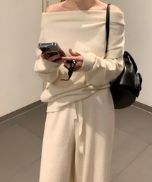 ボートネックニットトップスパンツセットアップ