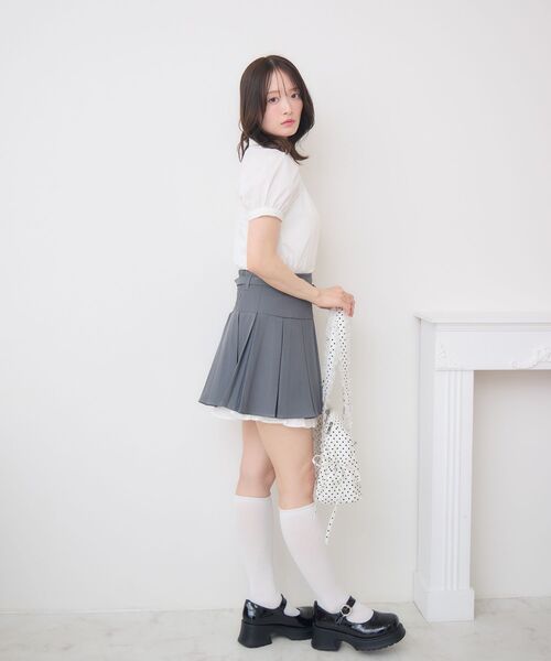ems excite(エムズエキサイト)の「【セットアイテム】裾フリルベルト付きミニSK(スカート・レディース・ブラック/ベージュ/ダークグレー・FREE)」の8枚目の写真