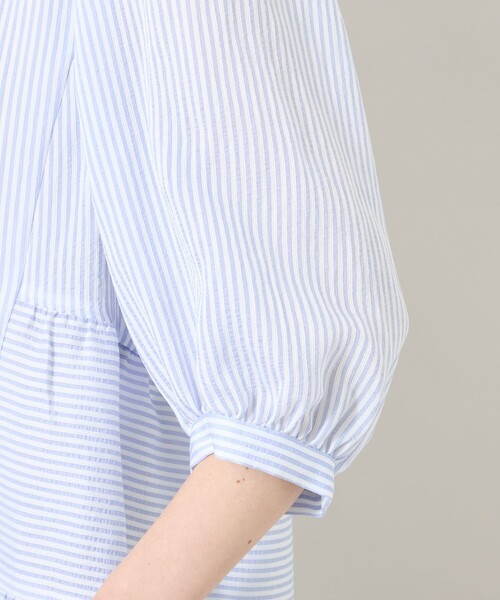 TO BE CHIC(トゥー ビー シック)の「シルキーサッカー ティアードチュニックブラウス(シャツ/ブラウス・レディース・ピンク系その他2/ブルー系その他2/ブラック・40)」の11枚目の写真