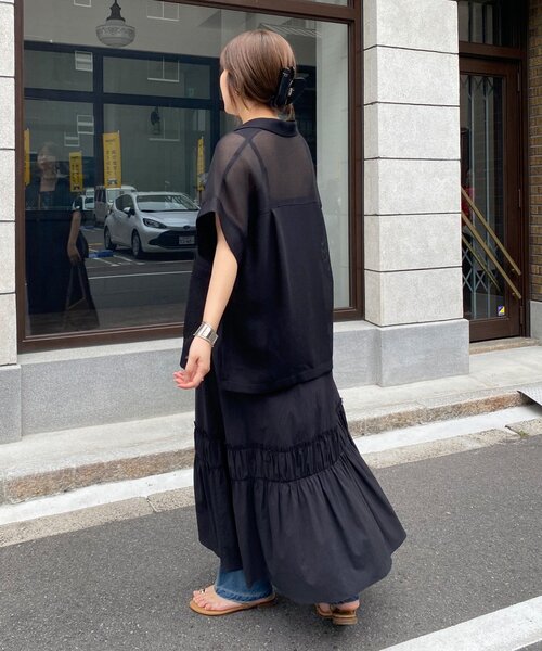 DouDou(ドゥドゥ)の「【SAKURA企画】裾ギャザー切替キャミワンピース(ワンピース・レディース・ブラック/カーキ/ベージュ・FREE/TM)」の4枚目の写真