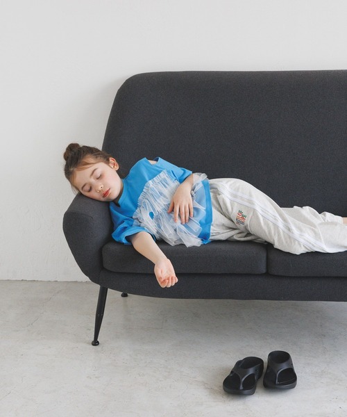 BAYFLOW（ベイフロー）の「[一枚でオシャレに決まる☆]チュールレイヤードオープンショルダーT(KIDS)（Tシャツ/カットソー・キッズ・ブルー/ホワイト/チャコール・110cm/120cm/130cm/140cm/150cm）」の14枚目の写真