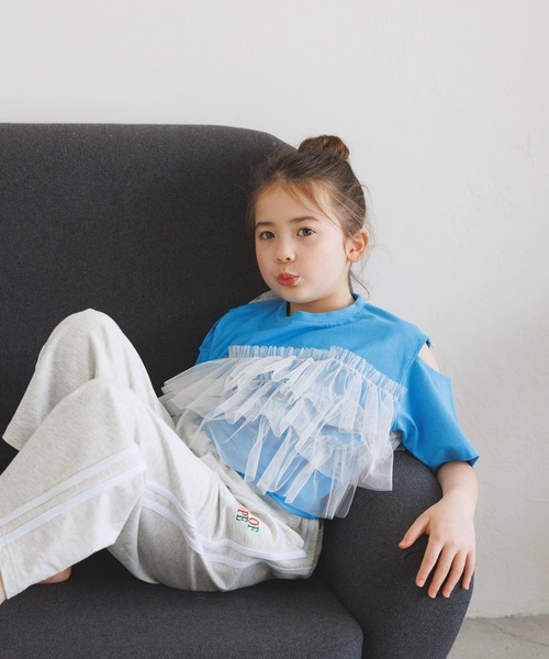 BAYFLOW（ベイフロー）の「[一枚でオシャレに決まる☆]チュールレイヤードオープンショルダーT(KIDS)（Tシャツ/カットソー・キッズ・ブルー/ホワイト/チャコール・110cm/120cm/130cm/140cm/150cm）」の19枚目の写真
