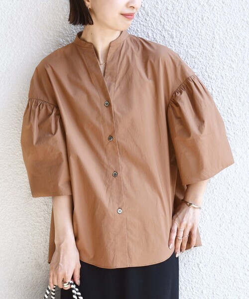 手洗い可能〉バック フレア 袖 ギャザー スキッパー ブラウス（シャツ