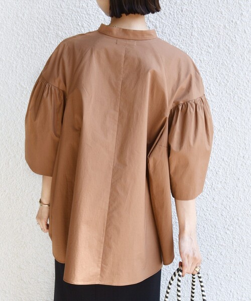 MILITARYギャザースキッパーSH♡ベージュ 手洗い可能〉バック フレア 袖 ギャザー スキッパー ブラウス（シャツ