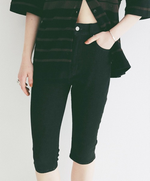 CLANE（クラネ）の「DENIM CAPRI PANTS（デニムパンツ・レディース・ブラウン/ブラック・0/1）」の7枚目の写真