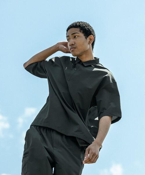 URBAN RESEARCH(アーバンリサーチ)の「COOL DOTS ポロシャツ(ポロシャツ・メンズ・チャコールグレー/ブラック/ネイビー・MEDIUM/LARGE)」の21枚目の写真