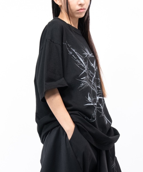 Ruze(ルゼ)の「"Bard of paradise" print T-shirt/バードオブパラダイス プリントTシャツ(Tシャツ/カットソー・メンズ・ブラック・FREE)」の9枚目の写真