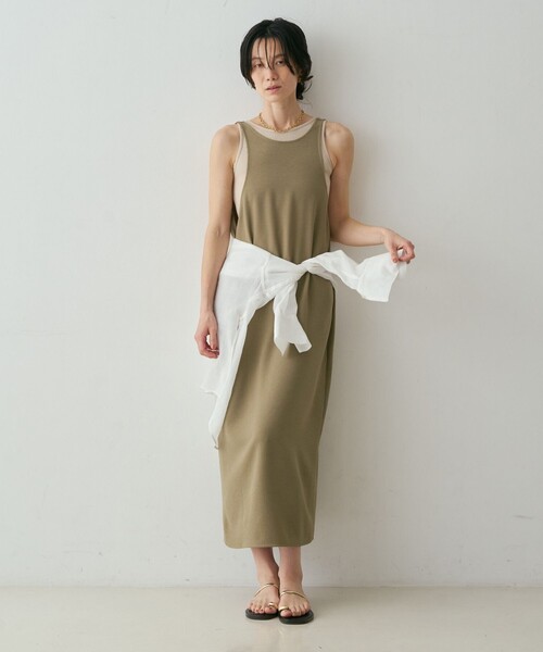 qualite（カリテ）の「※タンクトップ付き【接触冷感・吸水速乾・UVカット・防シワ】3WAYジョーゼットアメスリワンピ　夏服　きれいめ（ワンピース・レディース・ブラック/カーキ・38/36）」の10枚目の写真