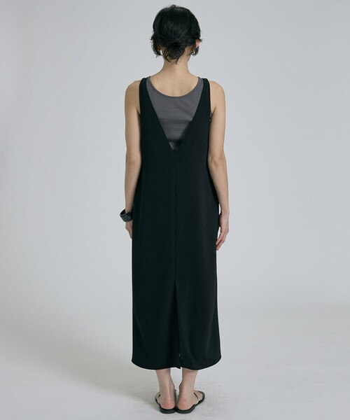 qualite(カリテ)の「※タンクトップ付き【接触冷感・吸水速乾・UVカット・防シワ】3WAYジョーゼットアメスリワンピ 夏服 きれいめ(ワンピース・レディース・ブラック/カーキ・38/36)」の7枚目の写真