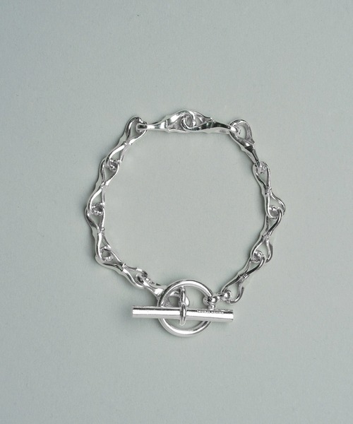 MAISON SPECIAL(メゾンスペシャル)の「《UNISEX》F-hole Motif Chain Bracelet/Fホールモチーフチェーンブレスレット【MAISON SPECIAL/メゾンスペシャル】(ブレスレット・メンズ・シルバー・FREE)」の3枚目の写真