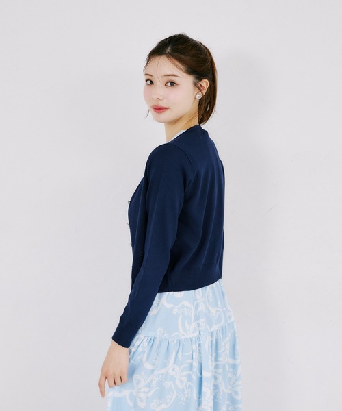 tocco closet(トッコ クローゼット)の「UVカット&接触冷感&ハンドウォッシュ♪ビジュー釦カーディガン(カーディガン/ボレロ・レディース・ネイビー/レッド/オフホワイト・M)」の14枚目の写真