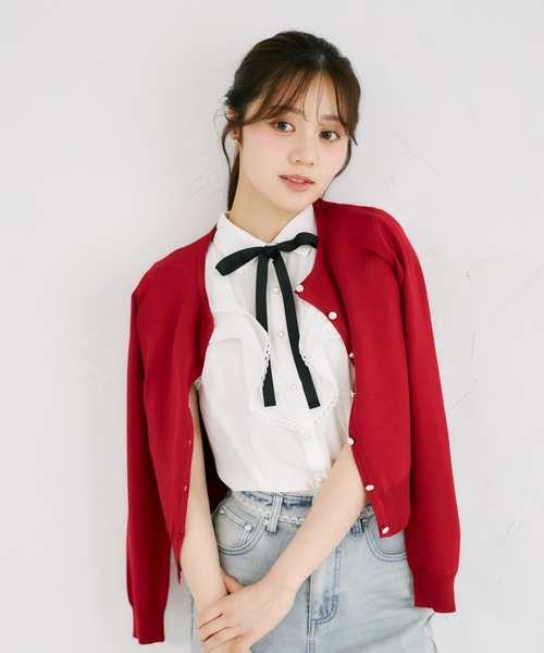 tocco closet(トッコ クローゼット)の「UVカット&接触冷感&ハンドウォッシュ♪ビジュー釦カーディガン(カーディガン/ボレロ・レディース・ネイビー/レッド/オフホワイト・M)」の17枚目の写真