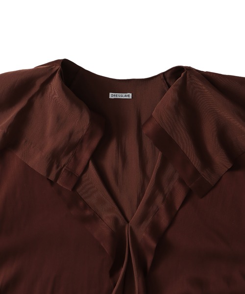 DRESSLAVE（ドレスレイブ）の「design yoke silky blouse(デザインヨークシルキーブラウス)（シャツ/ブラウス・レディース・ブラウン/キャメル・38）」の16枚目の写真